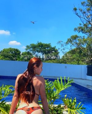 Rubi,

                independent image 547998