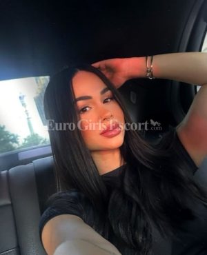 Rina,

                agency
                London Elite Escorts image 548011