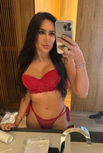 Sabrina Stabili,

                independent image 548269