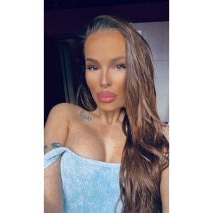 Ina,

                independent image 548891