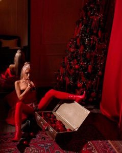 Santa,

                agency
                Brilliant image 549091