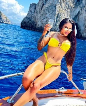 Jade,

                independent image 549119