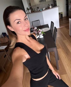 Nikki, independent in Ibiza, photo 2