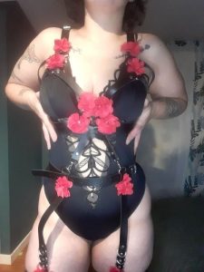 Blackyred,

                independent image 549382