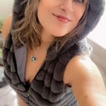 Genevieve,

                independent image 549426