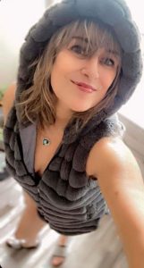 Genevieve,

                independent image 549426