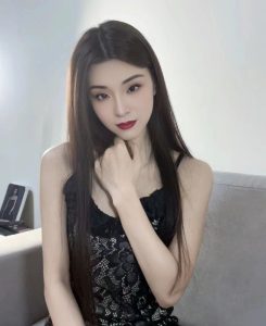 Aalla,

                independent image 549977