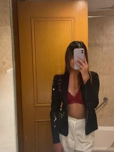 Fernanda,

                independent image 549991