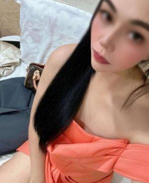 Kylie,

                independent image 550015