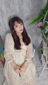 Zarina,

                independent image 550075