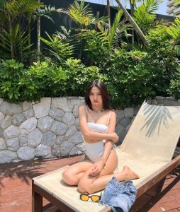 Seoyeon,

                independent image 550127