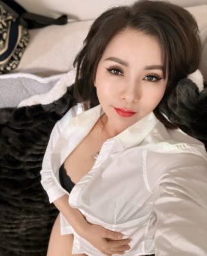 Lisa,

                independent image 550257