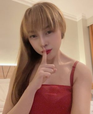 Vanila Borneo, independent in Surabaya, photo 2