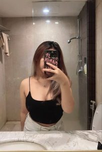 Clarissa Naura,

                independent image 551940