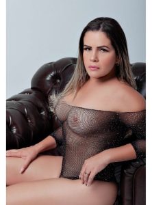 Kelly,

                independent image 552057