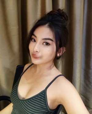 Dewi,
                agency
                MassageB2B image 552212