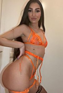 Lenna,

                independent image 552486