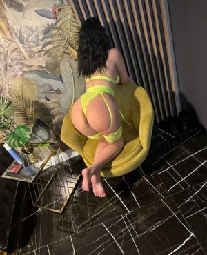 Nicolle,

                independent image 552848