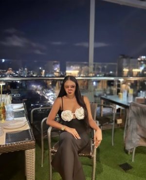 Scarlett,
                independent image 553070