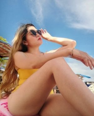 Chloe Viviene,
                independent image 553126