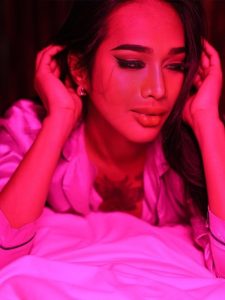 Christine,

                independent image 553910