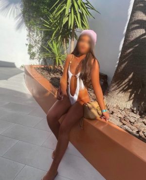 Adriana,
                agency
                Plaza Escorts image 554283