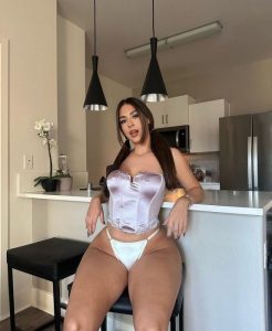 Litay,

                agency
                Premuim Lady Luxure image 554880