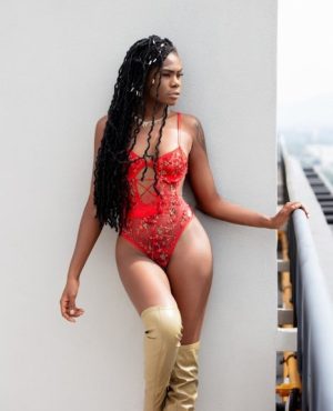 Melany,
                independent image 555215