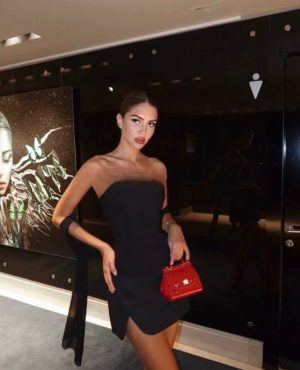 Lilith,
                independent image 555982