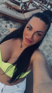 Merry,

                independent image 556888