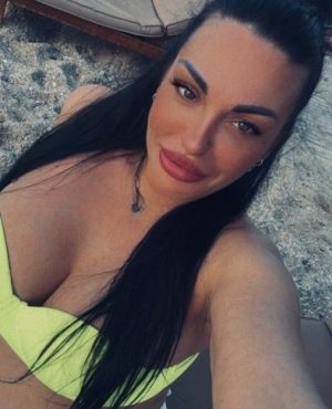 Merry,

                independent image 556888