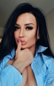 Liza,

                independent image 556895