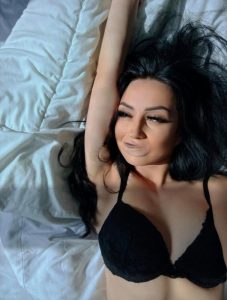 Liza,

                independent image 556907