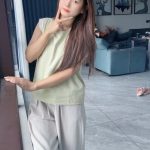 Yiyi,
independent image 557040