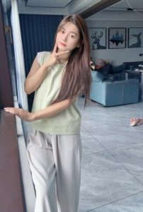 Yiyi,

                independent image 557040