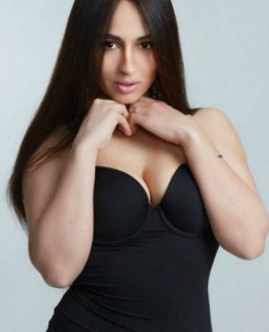 Veronika,

                agency
                Sweet Heart image 559321