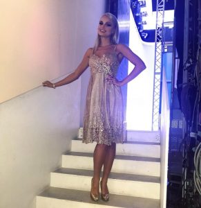 Irina,

                agency
                Best Girls on the world image 559455