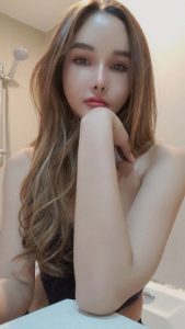 Miya Me,

                independent image 559788