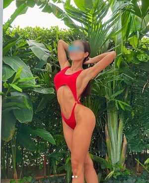 Vanessa Martin | Petite Brazilian Beauty | 0468 818 145 image 564400