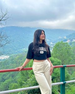 CALL GIRLS IN DELHI  Safdarjung Enclave  +91-8130994956 image 574283