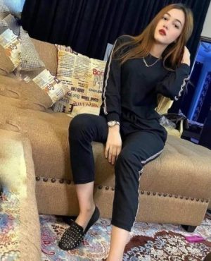 ZARINA KHAN 03493000660 image 574604