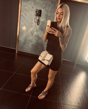 Babsi, agency Emerald Escorts Wien in Vienna, photo 3