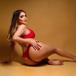 Julie, independent image 575876