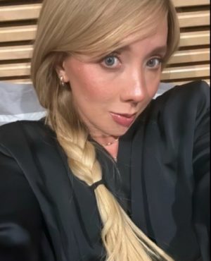 Marie, independent image 576244