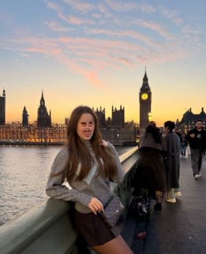 Chloe Amelie, independent in London, photo 2