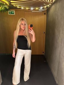 Dasha, independent image 576725