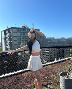 Jade, independent image 576734