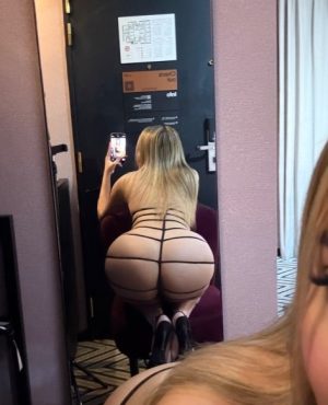 Juli, independent image 577344