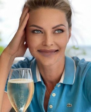 Lilia, independent image 577363