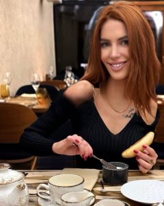 Mia Alexis, independent image 578294